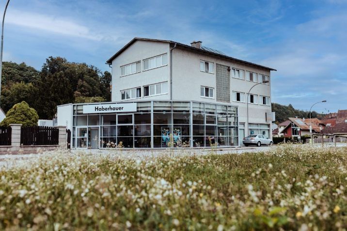 Herzlich Willkommen im Autohaus Haberhauer - Ihrem Mobilitätsparnter in Amstetten.